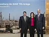 Zur Einweihung waren auch Bundeswirtschaftsminister Sigmar Gabriel und die rheinland-pfälzische Ministerpräsidentin Malu Dreyer gekommen. Rechts: BASF Vorstandschef Kurt Bock