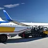 Betankung eines Passagierflugzeugs
