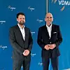 Dr. Harald Weber (links) tritt die Nachfolge von Thomas Waldmann (rechts) als Geschäftsführer der VDMA Arbeitsgemeinschaft Großanlagenbau an.