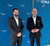 Dr. Harald Weber (links) tritt die Nachfolge von Thomas Waldmann (rechts) als Geschäftsführer der VDMA Arbeitsgemeinschaft Großanlagenbau an.