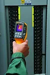 Das Infrarot-Thermometer schließt die Lücke zwischen Thermometer und Wärmebildkamera (Bild: Fluke)